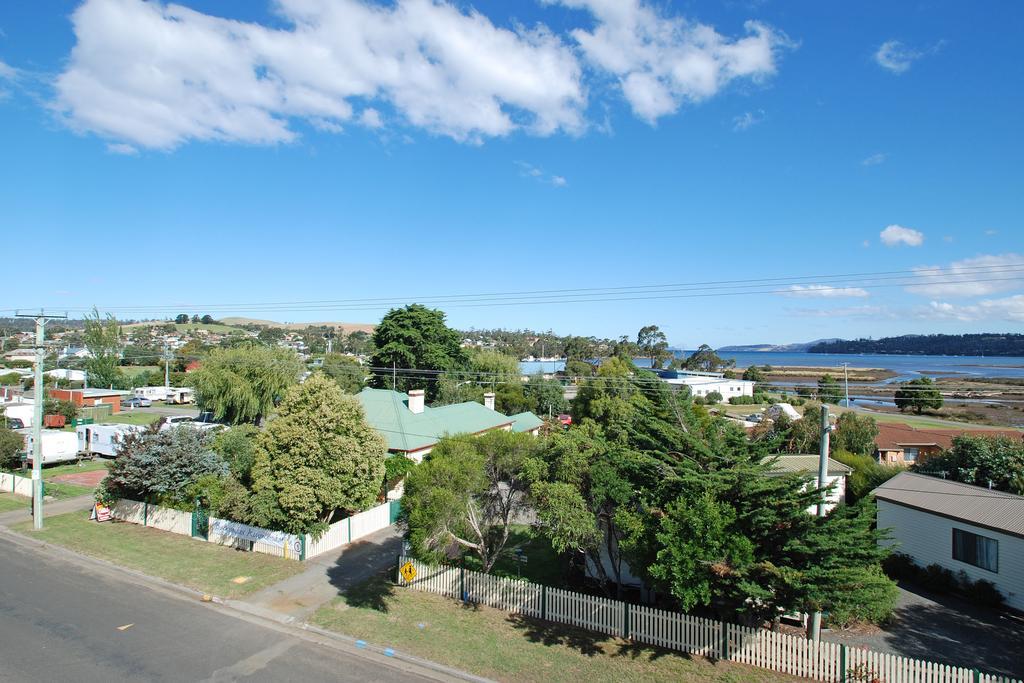 Triabunna Cabin & Caravan Park Exterior foto