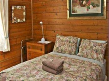 Triabunna Cabin & Caravan Park Exterior foto
