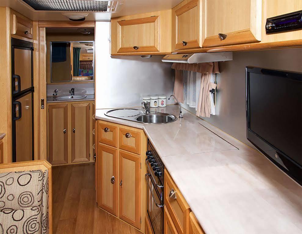 Triabunna Cabin & Caravan Park Exterior foto